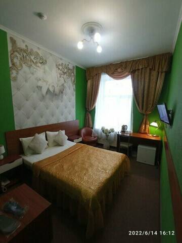 Двухместный номер с 1 кроватью и видом на парк в Гостинице Премьера